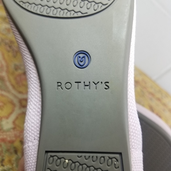 Rothys The Point in blush pink pointed toe flats - Picture 6 of 14